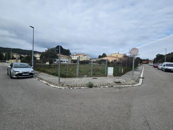 Terreno en calle Talarn, 2