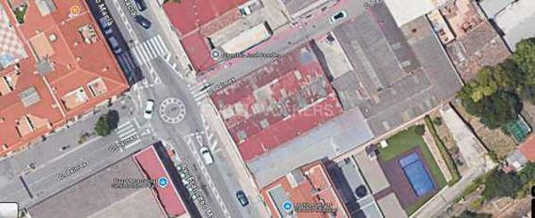 Terreno en avenida Francesc Macià