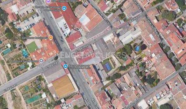 Terreno en avenida Francesc Macià