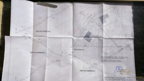 Terreno en calle Ampúries, 2