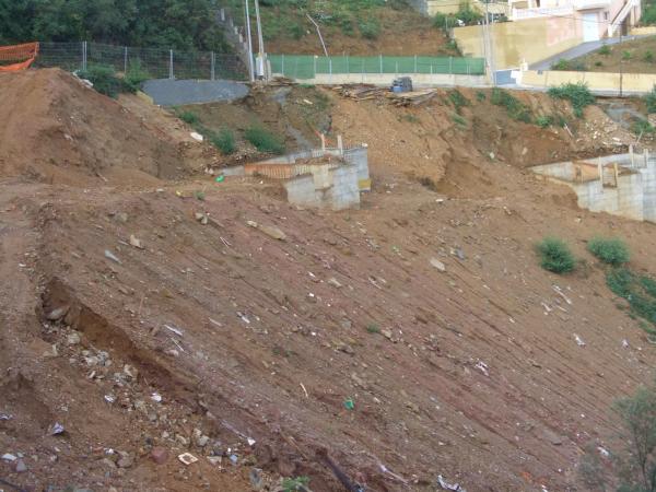 Terreno en calle Ampúries, 2