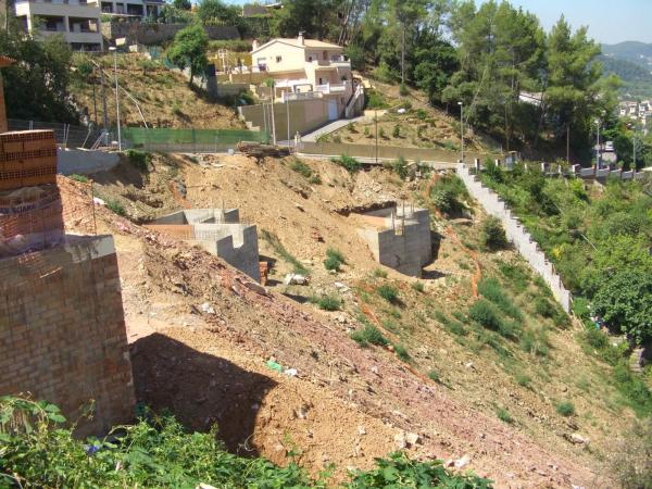 Terreno en calle Ampúries, 2