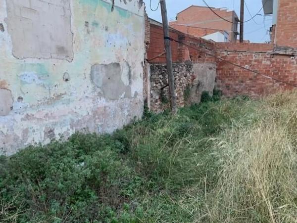 Terreno en calle de Beat Domènec Castellet, 56