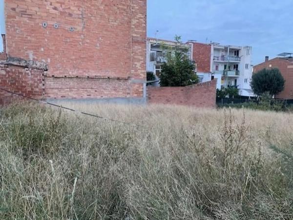 Terreno en calle de Beat Domènec Castellet, 56