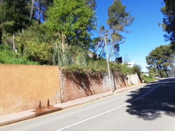 Terreno en avenida de Can Montmany