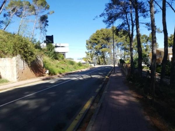 Terreno en avenida de Can Montmany