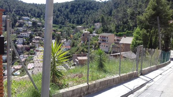 Terreno en calle Puigmal, 68