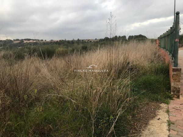 Terreno en avenida Montseny, 1