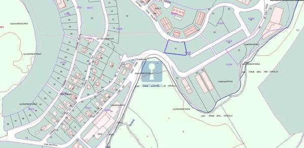 Terreno en calle Pere Calders