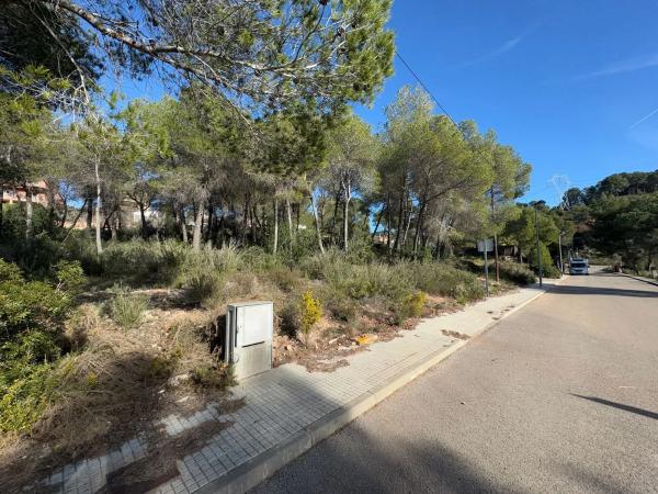 Terreno en calle de Salvador Dalí, 5