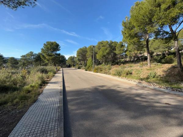 Terreno en calle de Salvador Dalí, 5