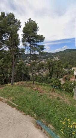 Terreno en calle Enric Morera