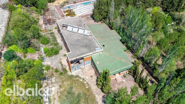 Terreno en paseo Paradís