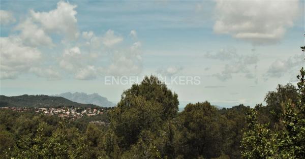 Terreno en Cervelló