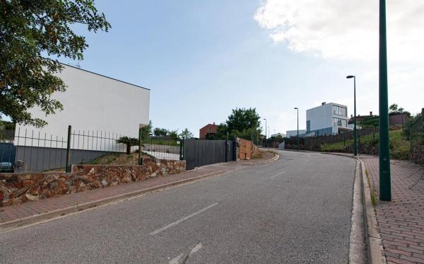 Terreno en calle Núria