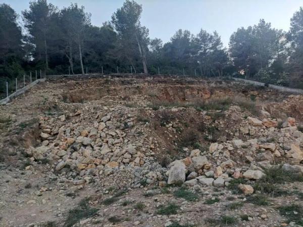 Terreno en calle Riu Tordera, 32