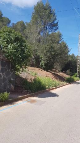 Terreno en avenida de la Mare de Déu de Lourdes, 519  Cases Pairals