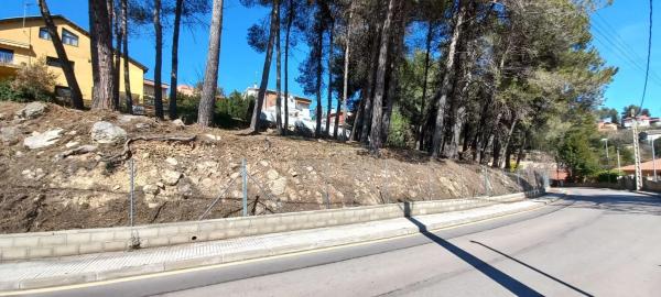 Terreno en calle del Segre, 10