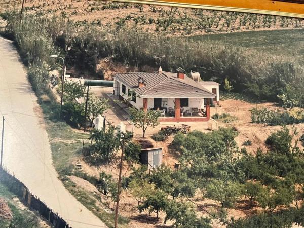 Terreno en avenida Salvador Dalí, 31