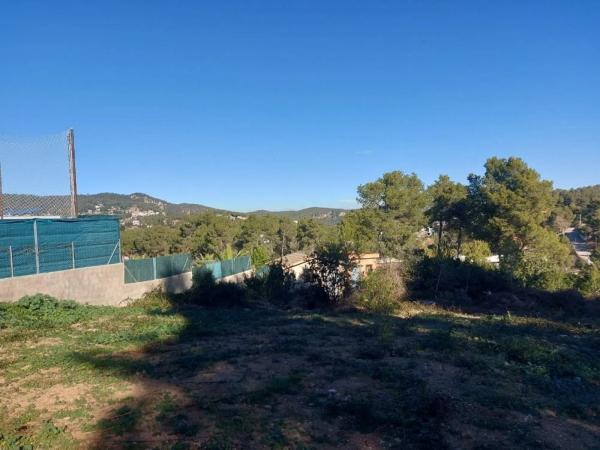 Terreno en calle Comtes d'Urgell, 11