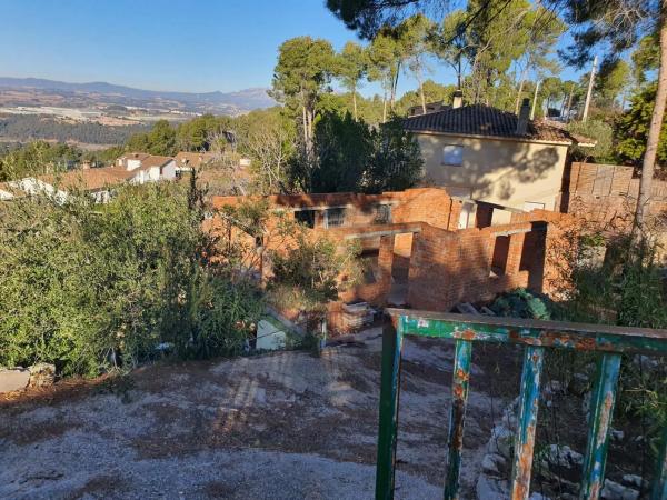 Terreno en Castellví de Rosanes