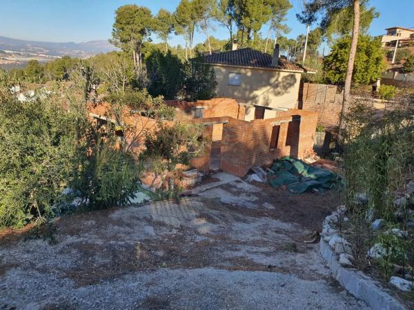 Terreno en Castellví de Rosanes