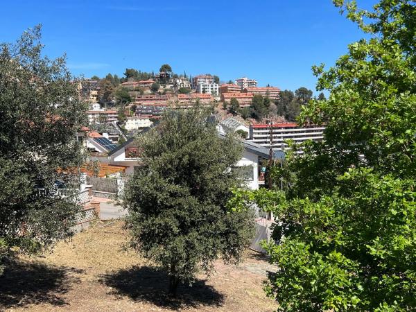 Terreno en calle Abad Escarré, 15