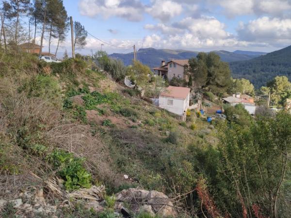 Terreno en calle de Miguel de Cervantes, 11