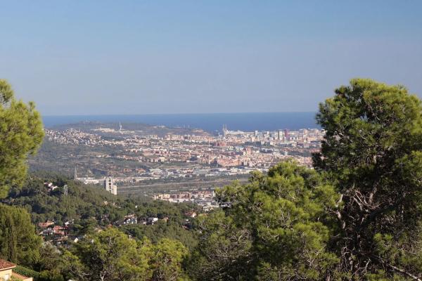 Terreno en calle de l'Alzina, 145