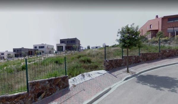 Terreno en calle Núria
