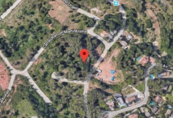 Terreno en calle Mare de Déu de Montserrat