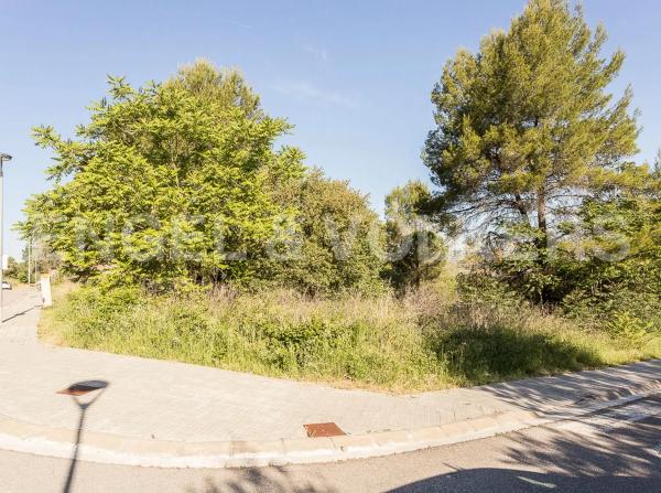 Terreno en Castellví de Rosanes