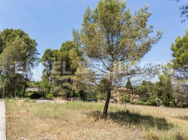 Terreno en Castellví de Rosanes