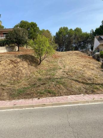 Terreno en calle Garbí, 18