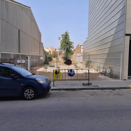 Terreno en Ferrocarrils Catalans