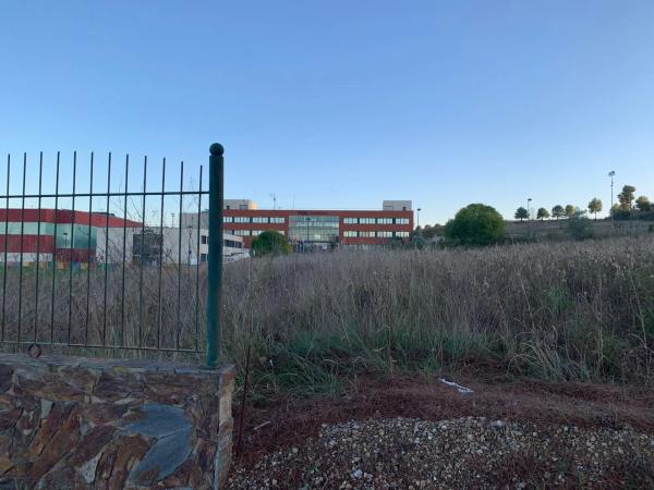 Terreno en calle Montsant Urbanización Massia Bach, 18