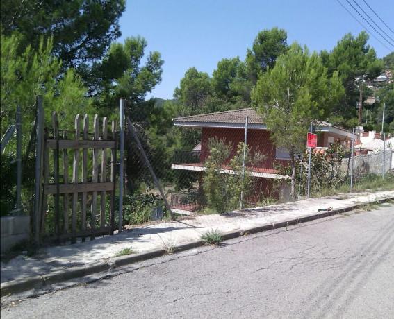 Terreno en calle de la farigola, 20