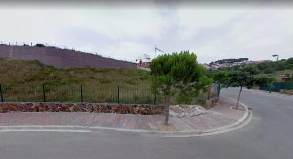 Terreno en avenida Montseny, 11