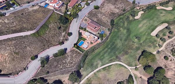 Terreno en avenida Montseny, 11