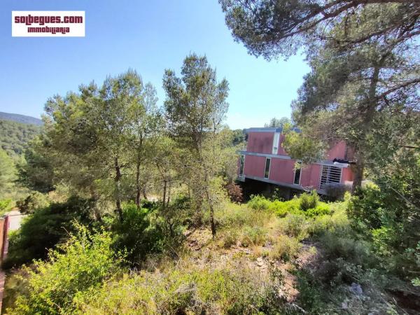 Terreno en calle Túria, 34