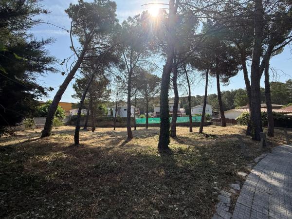 Terreno en calle Besòs