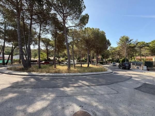 Terreno en calle Besòs