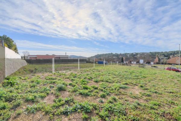 Terreno en calle Sant Eudald