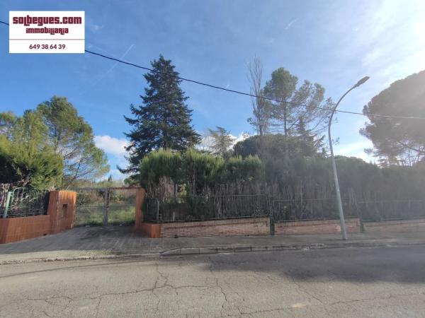 Terreno en Begues