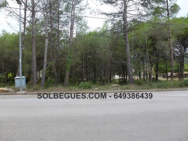 Terreno en Begues