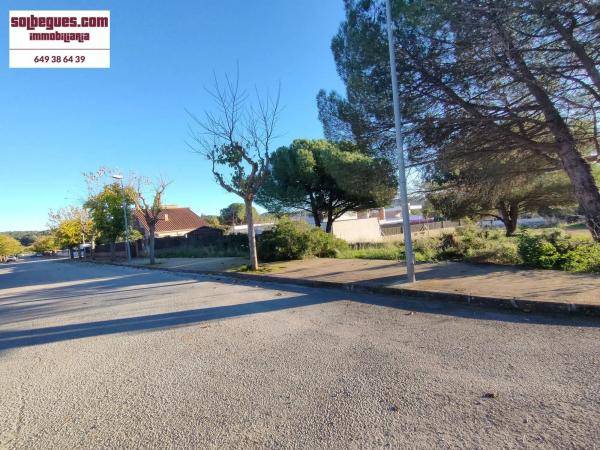 Terreno en Begues