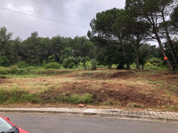 Terreno en calle Pou Nou