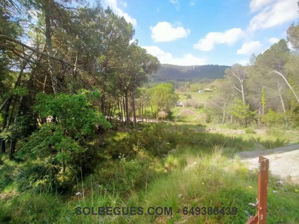 Terreno en Begues