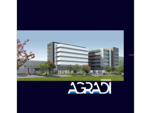 Terreno en calle de la Technologia, 1