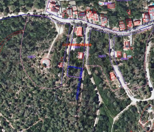 Terreno en calle Tossa